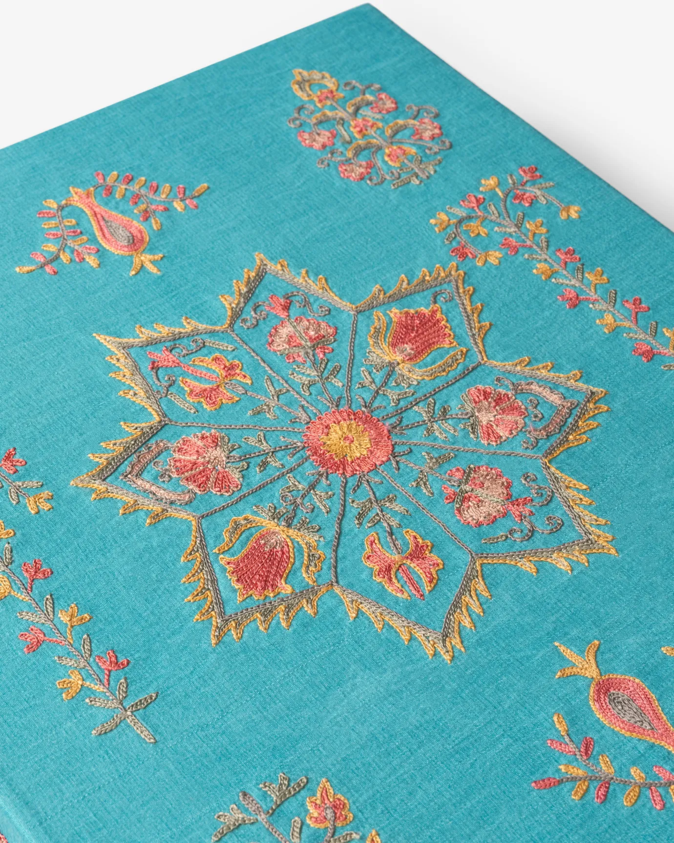 Assouline Oezbekistan Living Treasures: Viering Van Vakmanschap (Speciale Editie) Outlet